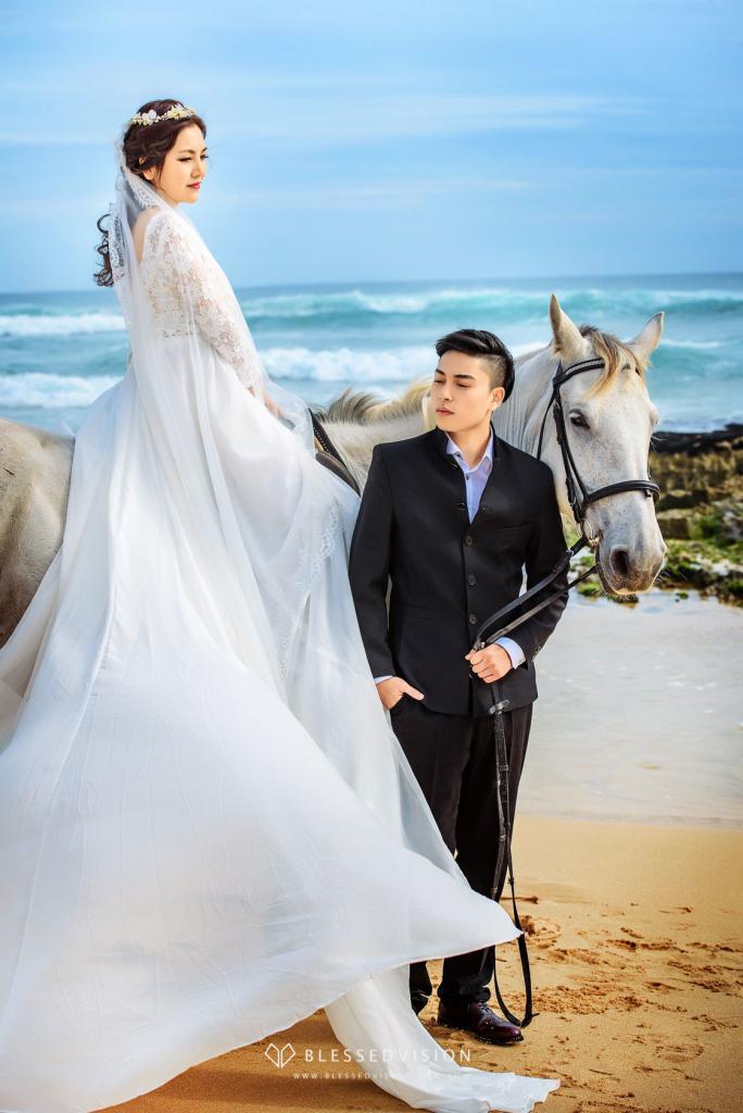 Horse riding retro Prewedding Wedding Photography Melbourne Sydndey Australia (8 of 27)